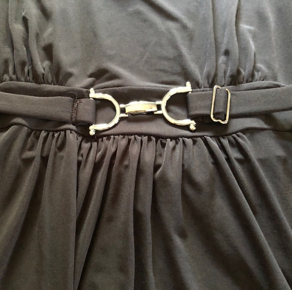 Dress - Picture 3 of 4